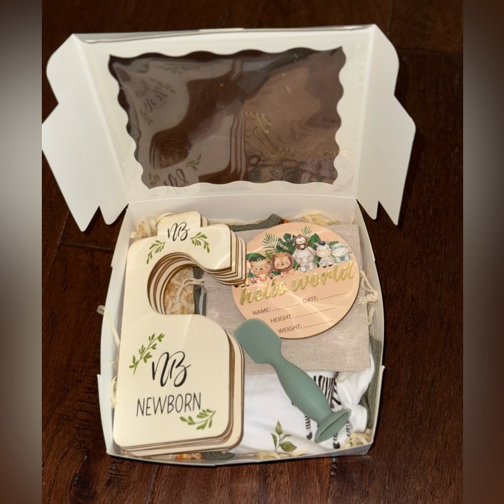 Jungle Themed Newborn Baby Gift Set